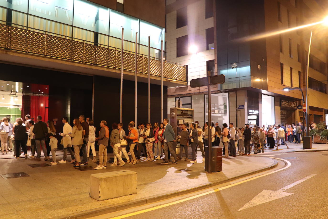 Fotos: Lleno en la representación teatral de la vida de los santos de Arnedo