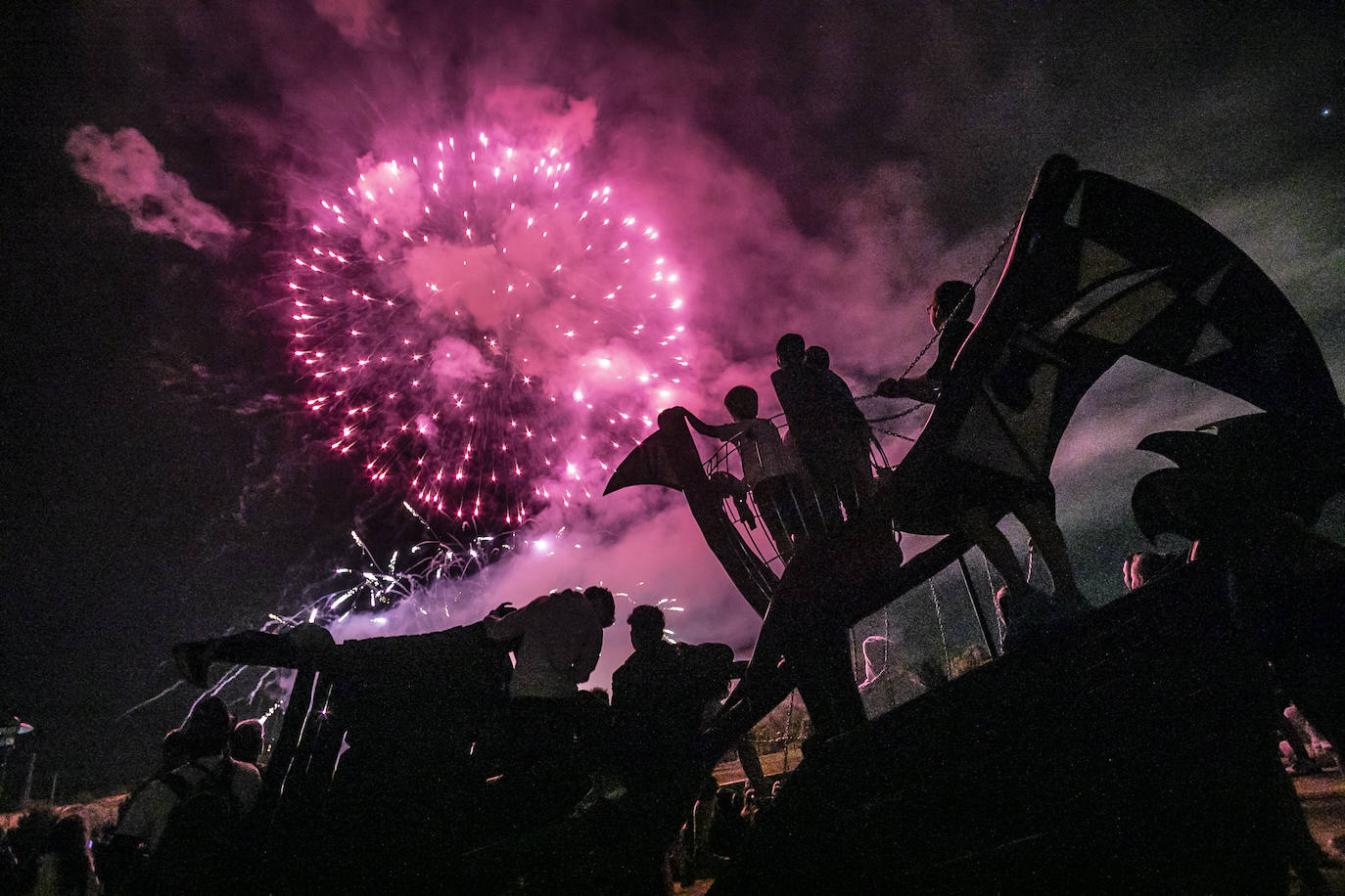 Fotos: Fuegos artificiales de San Mateo: domingo 18