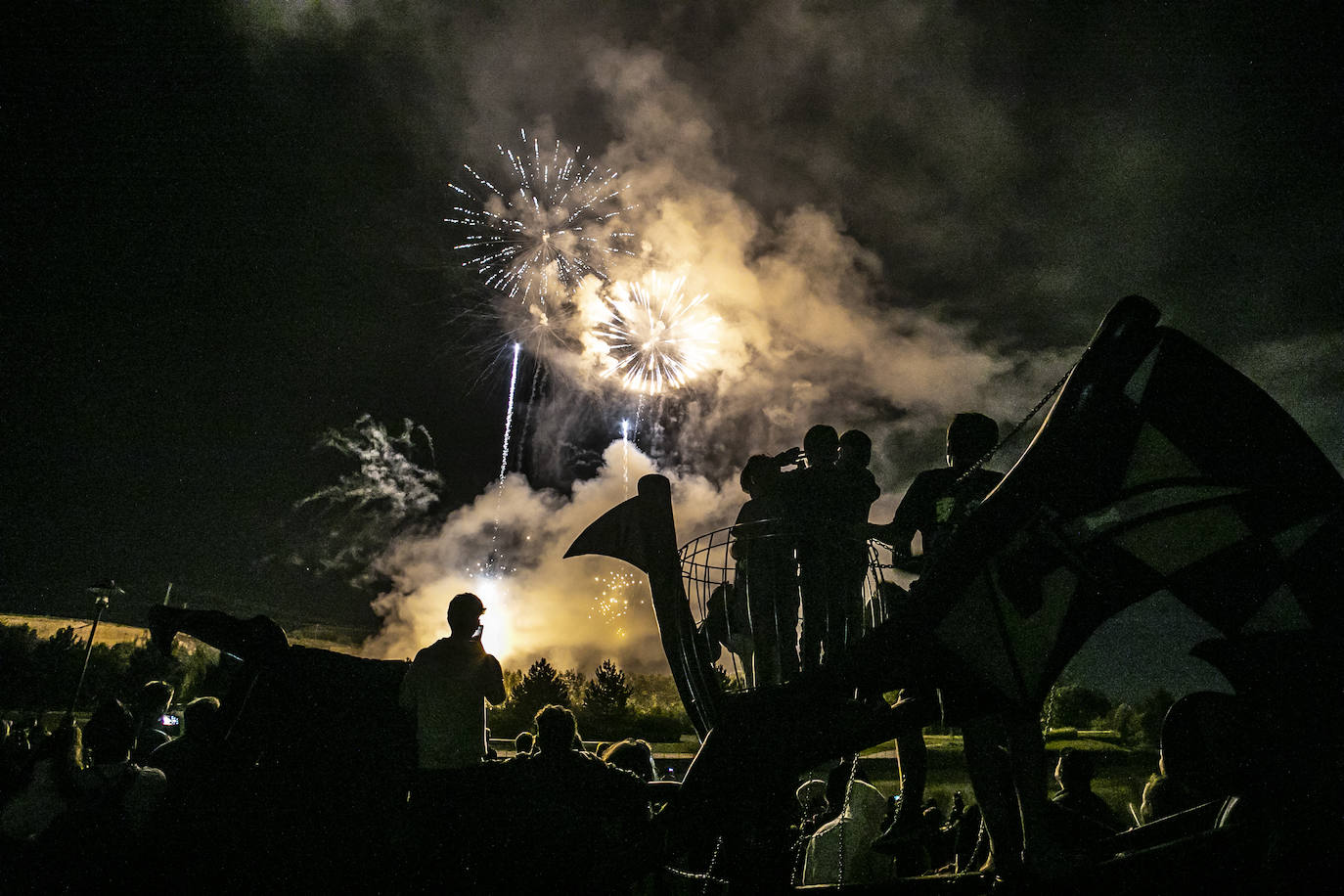 Fotos: Fuegos artificiales de San Mateo: domingo 18