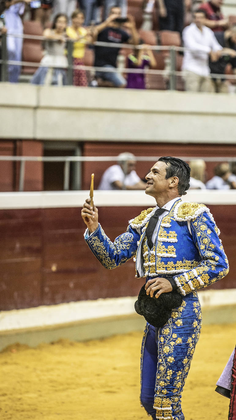 Fotos: Segunda corrida de abono en La Ribera