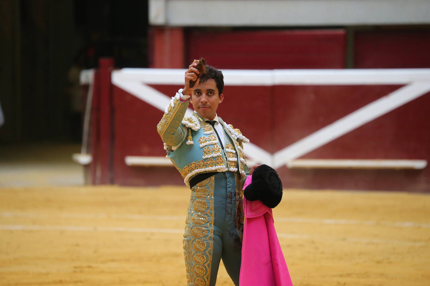 Fotos: Una oreja para cada diestro en La Ribera