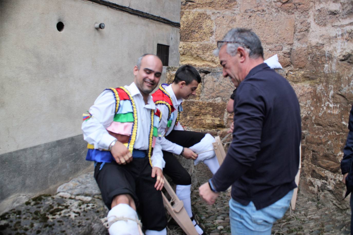 Fotos: Los danzadores de Anguiano no defraudan