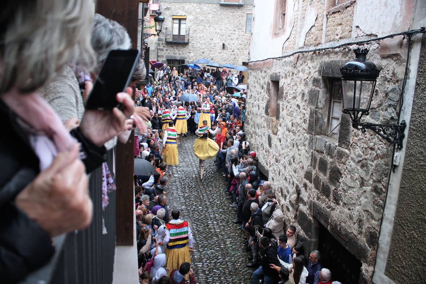 Fotos: Los danzadores de Anguiano no defraudan