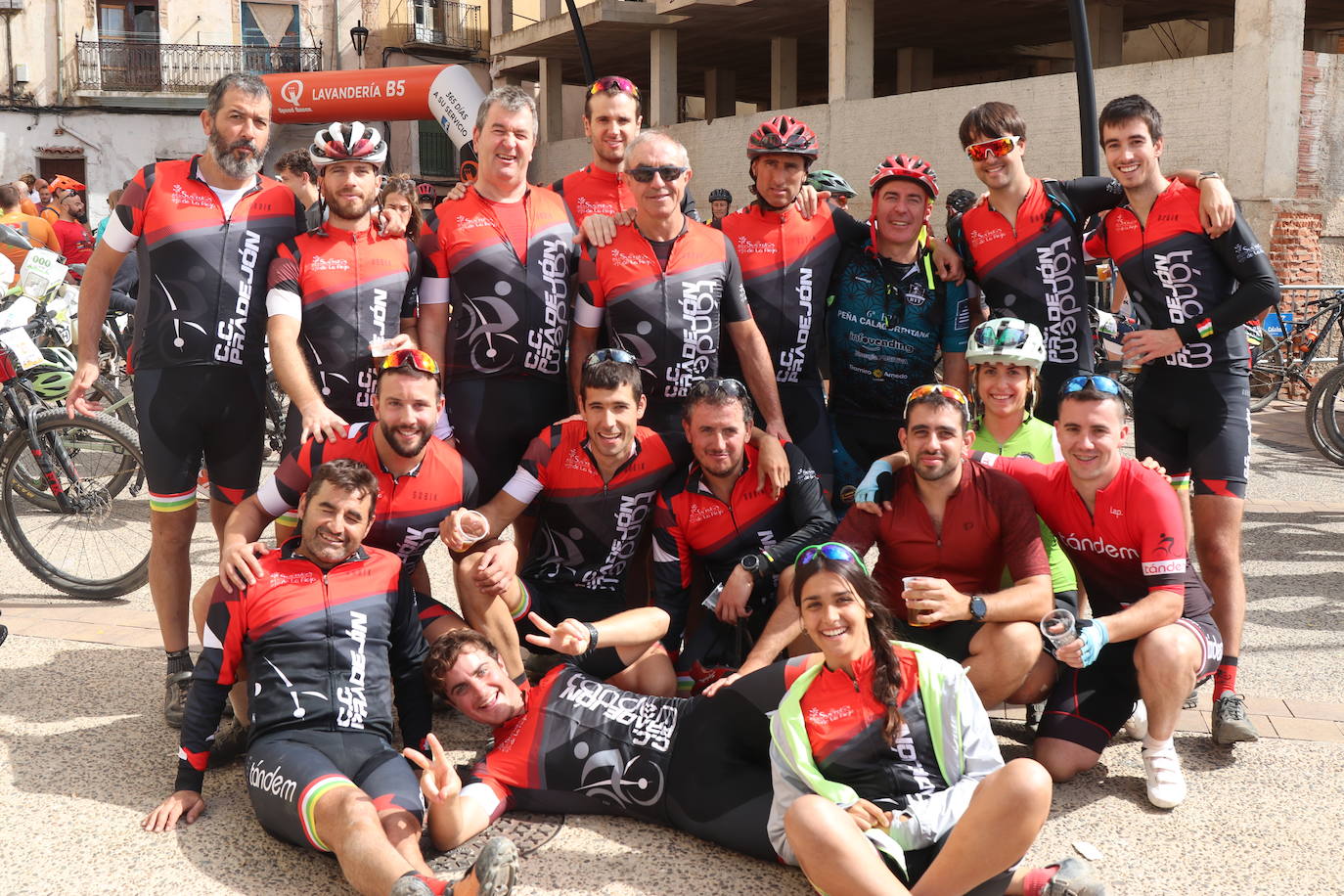 Fotos: Cruz y Narciso se llevan la BTT de la Peña Calagurritana