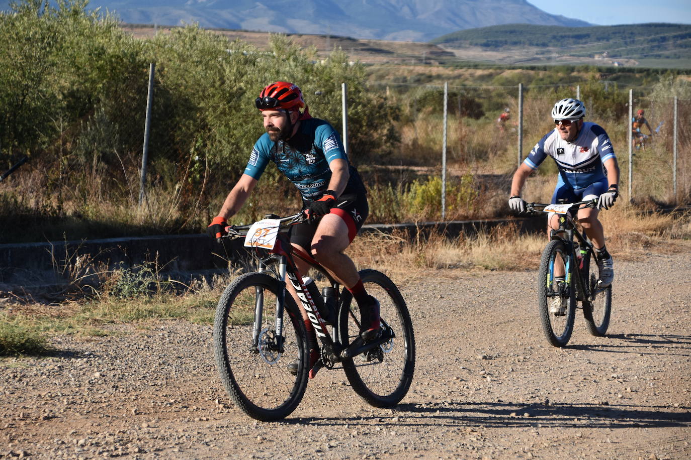 Fotos: Cruz y Narciso se llevan la BTT de la Peña Calagurritana