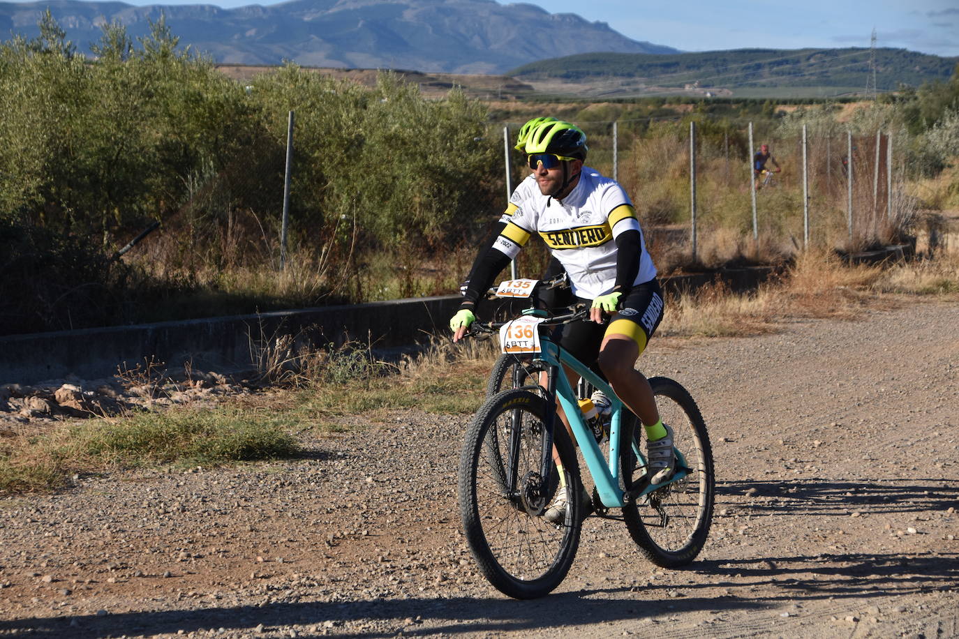 Fotos: Cruz y Narciso se llevan la BTT de la Peña Calagurritana