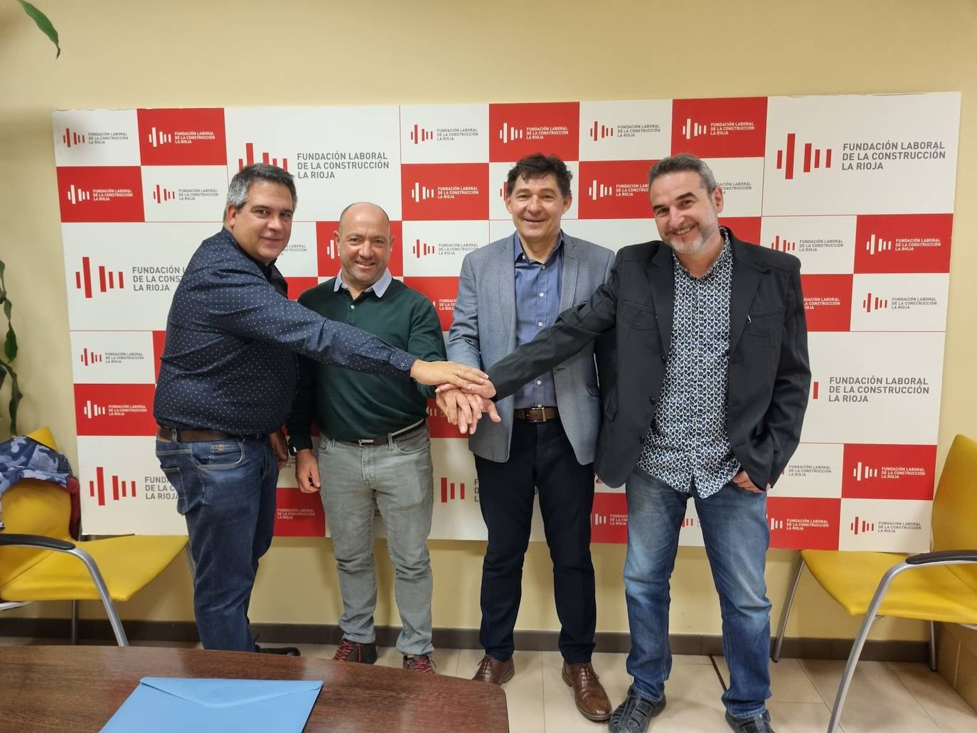 Presentación del acuerdo entre la patronal de los marmolistas y la Fundación Laboral de la Construcción. 