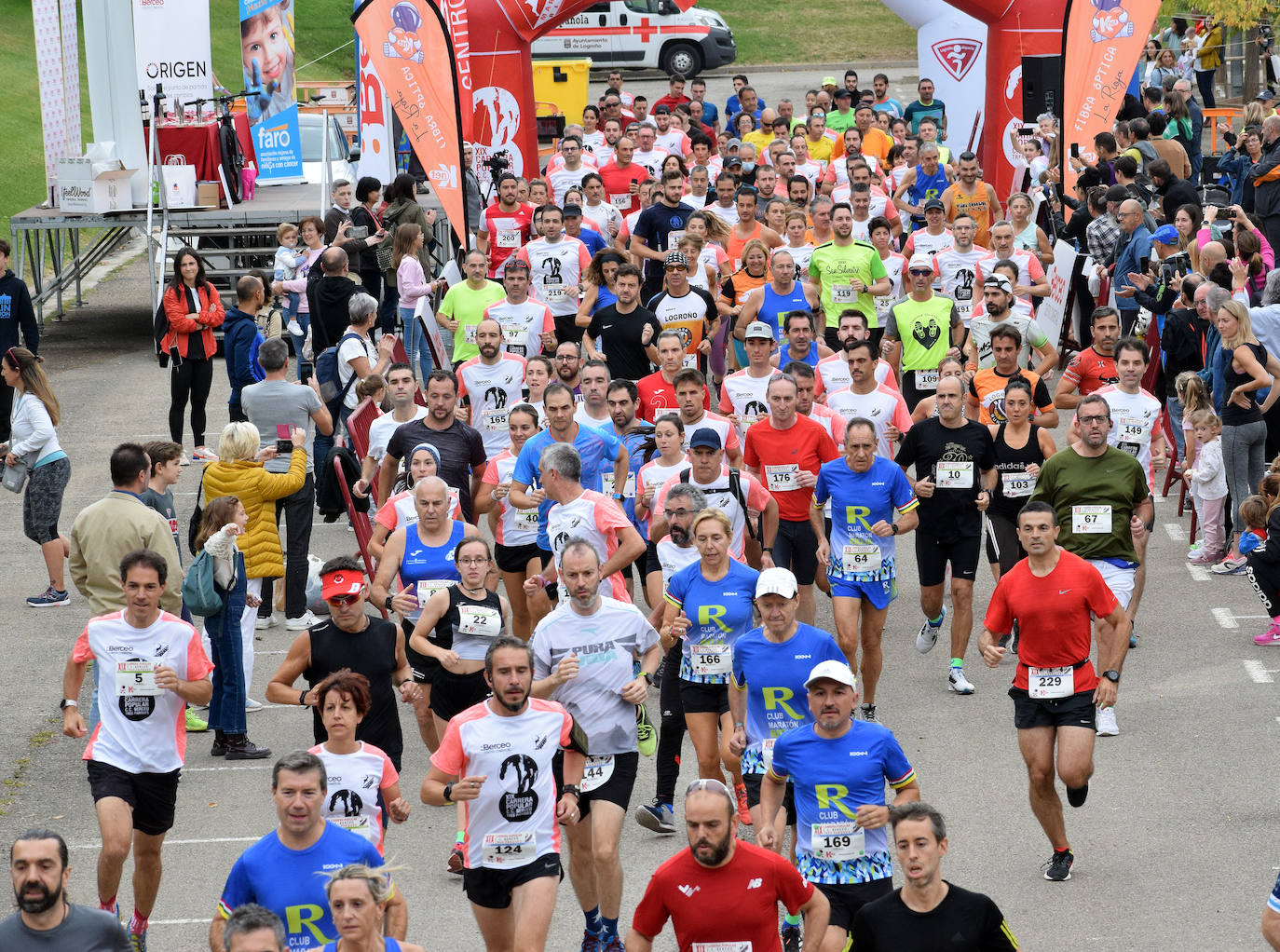 Fotos: Cuatrocientos atletas en la Carrera Tres Parques