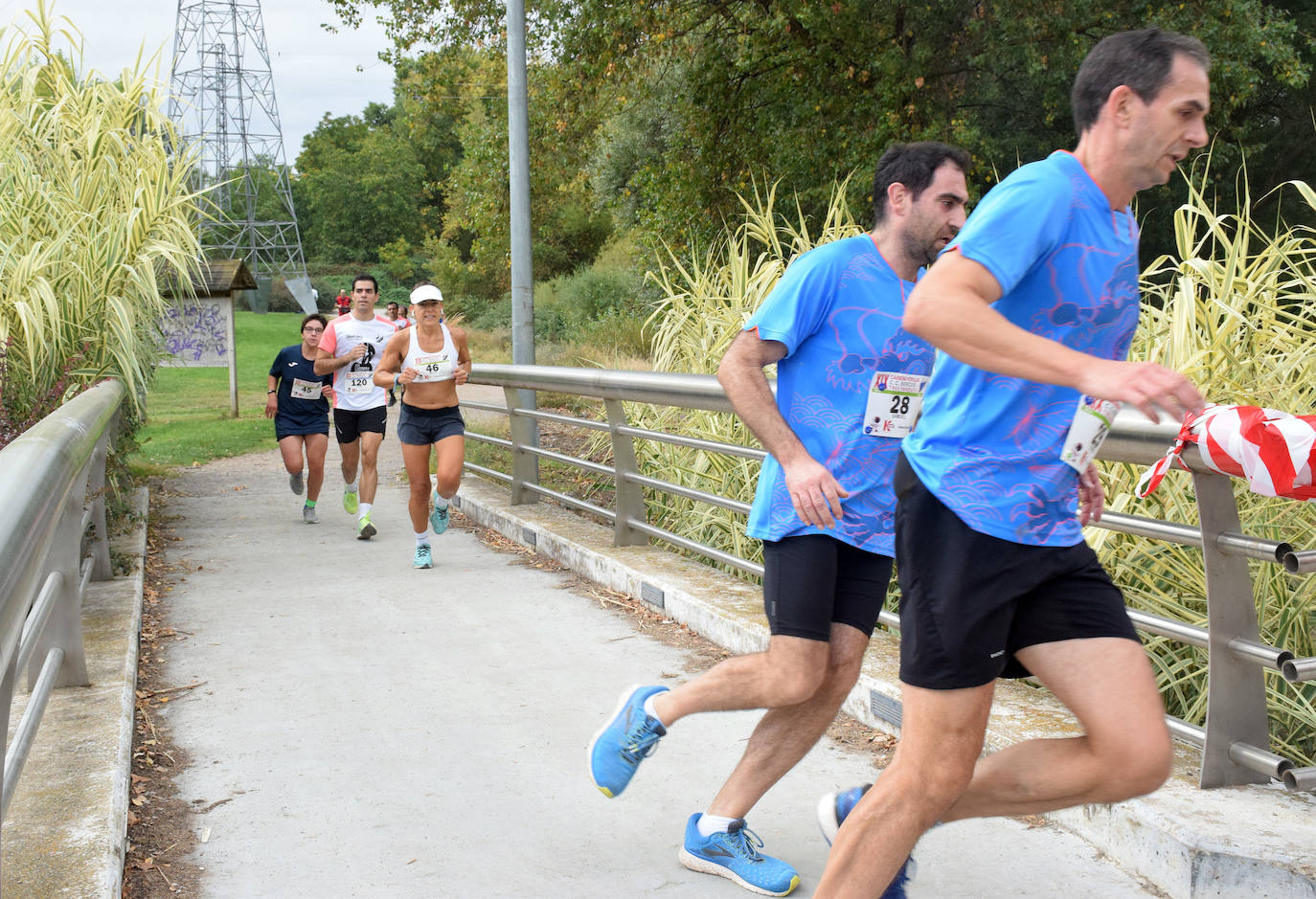 Fotos: Cuatrocientos atletas en la Carrera Tres Parques