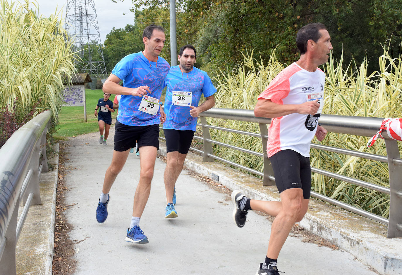 Fotos: Cuatrocientos atletas en la Carrera Tres Parques