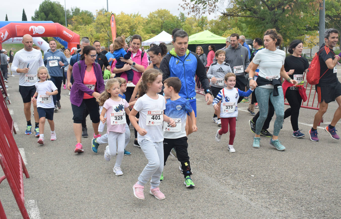 Fotos: Cuatrocientos atletas en la Carrera Tres Parques