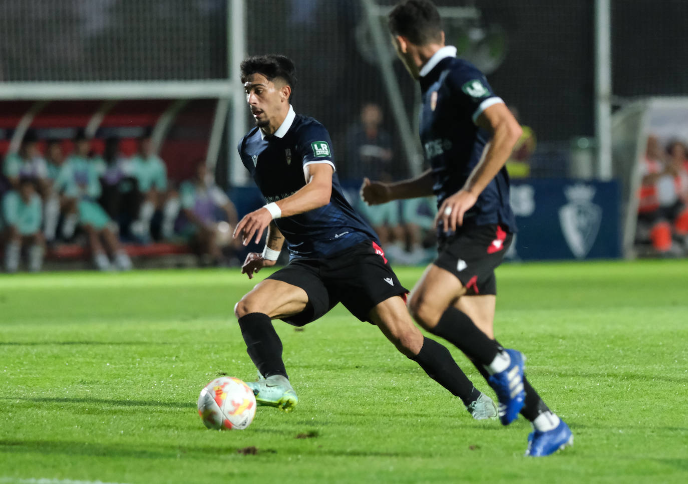 Fotos: La UD Logroñés cae ante el Osasuna Promesas