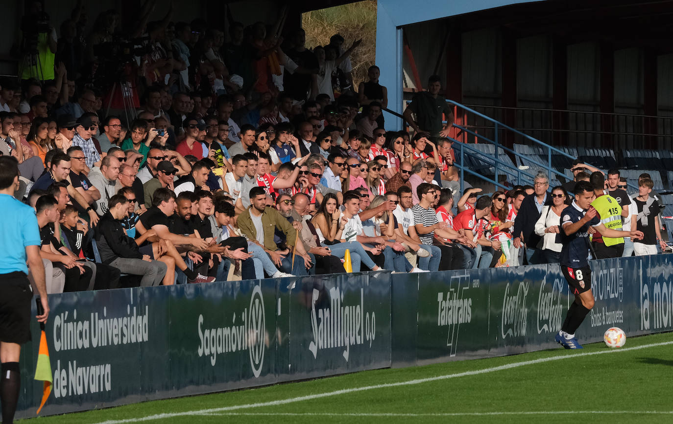 Fotos: La UD Logroñés cae ante el Osasuna Promesas