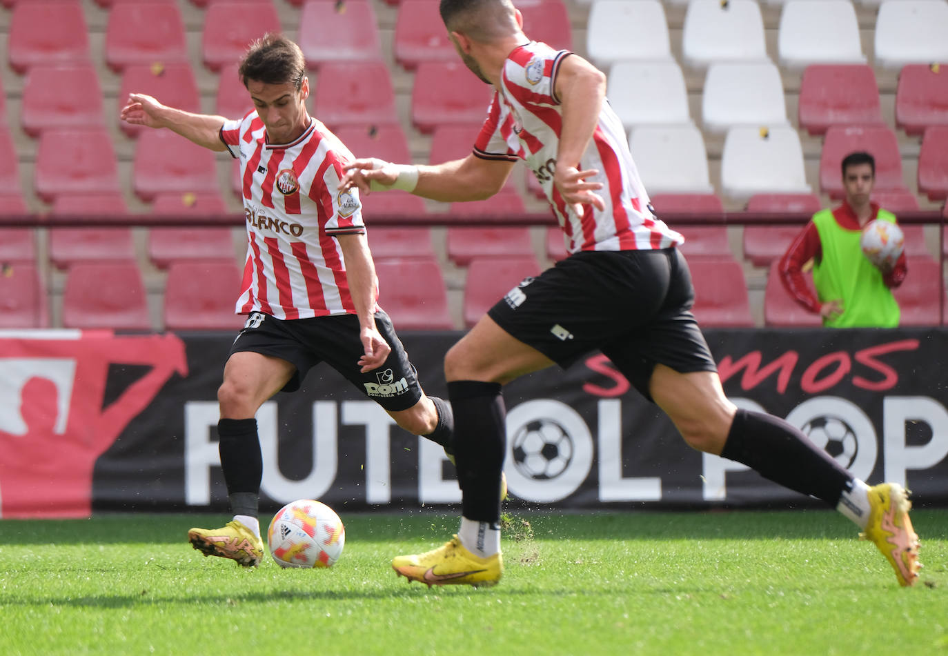 Fotos: Victoria del Calahorra frente a la SD Logroñés (0-2)