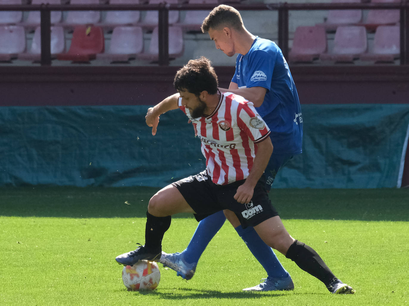 Fotos: Victoria del Calahorra frente a la SD Logroñés (0-2)