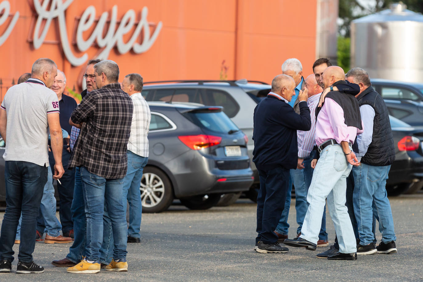 Fotos: Encuentro en Nájera de Bretón con sus apoyos