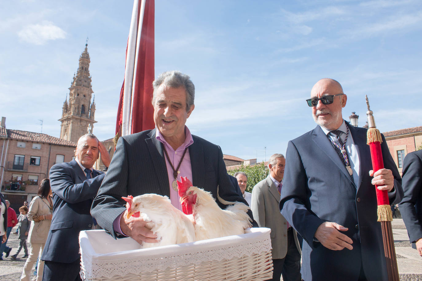 Fotos: Santo Domingo recuerda el milagro del gallo y la gallina con su romería