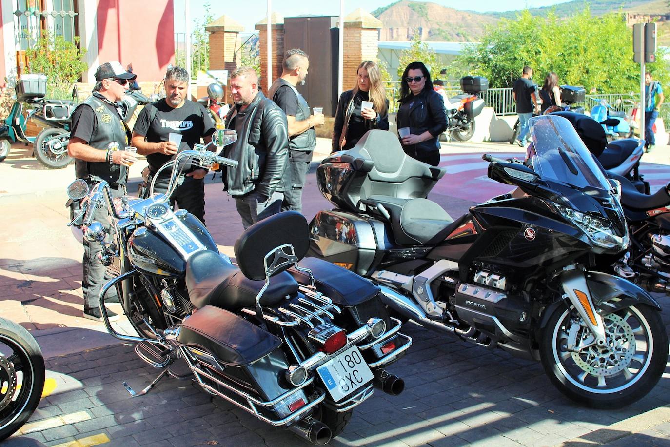 Fotos: I Moto Rock &#039;Caballeros del Alsfalto reúne a más de un centenar de moteros por una buena causa en Nalda