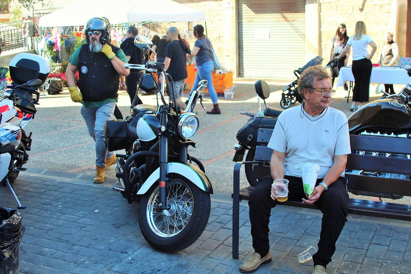 Fotos: I Moto Rock &#039;Caballeros del Alsfalto reúne a más de un centenar de moteros por una buena causa en Nalda