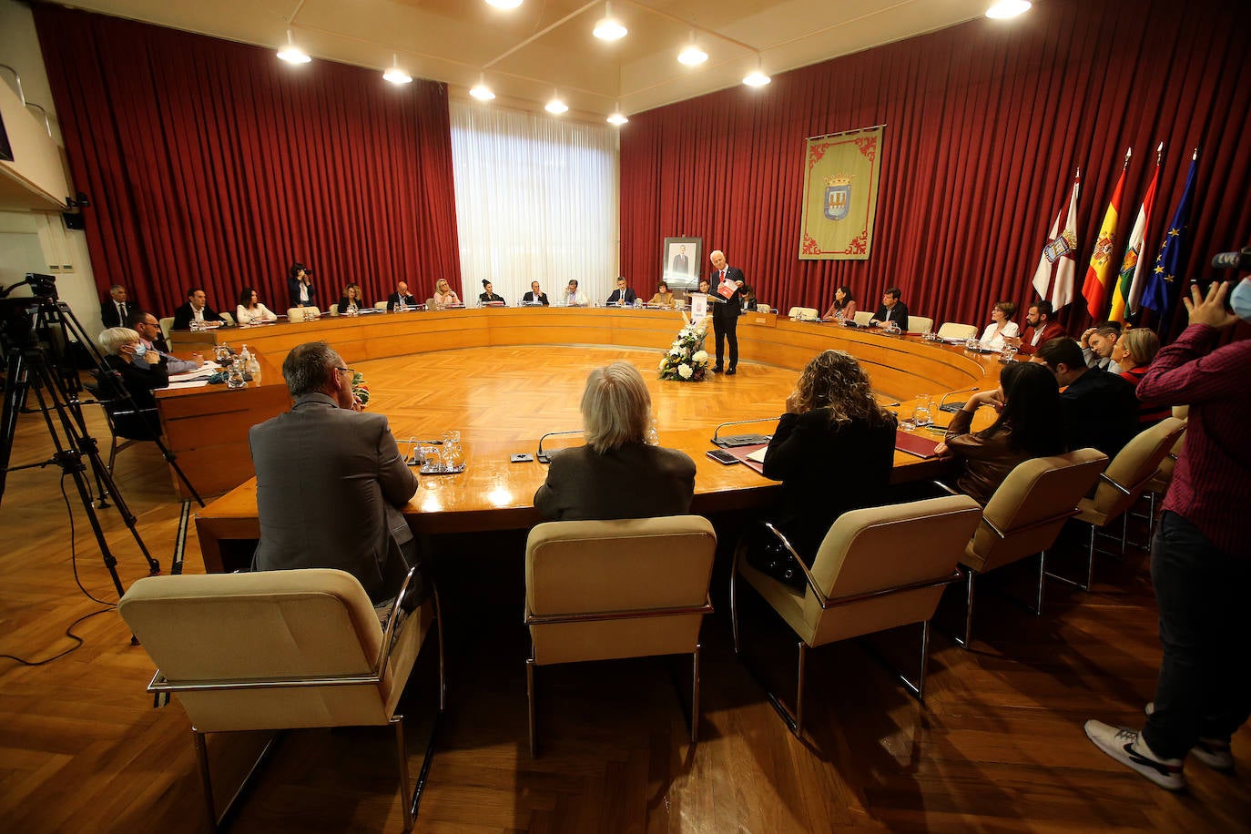 Fotos: Hermoso defiende su «modelo de ciudad claro» y su política económica «prudente»