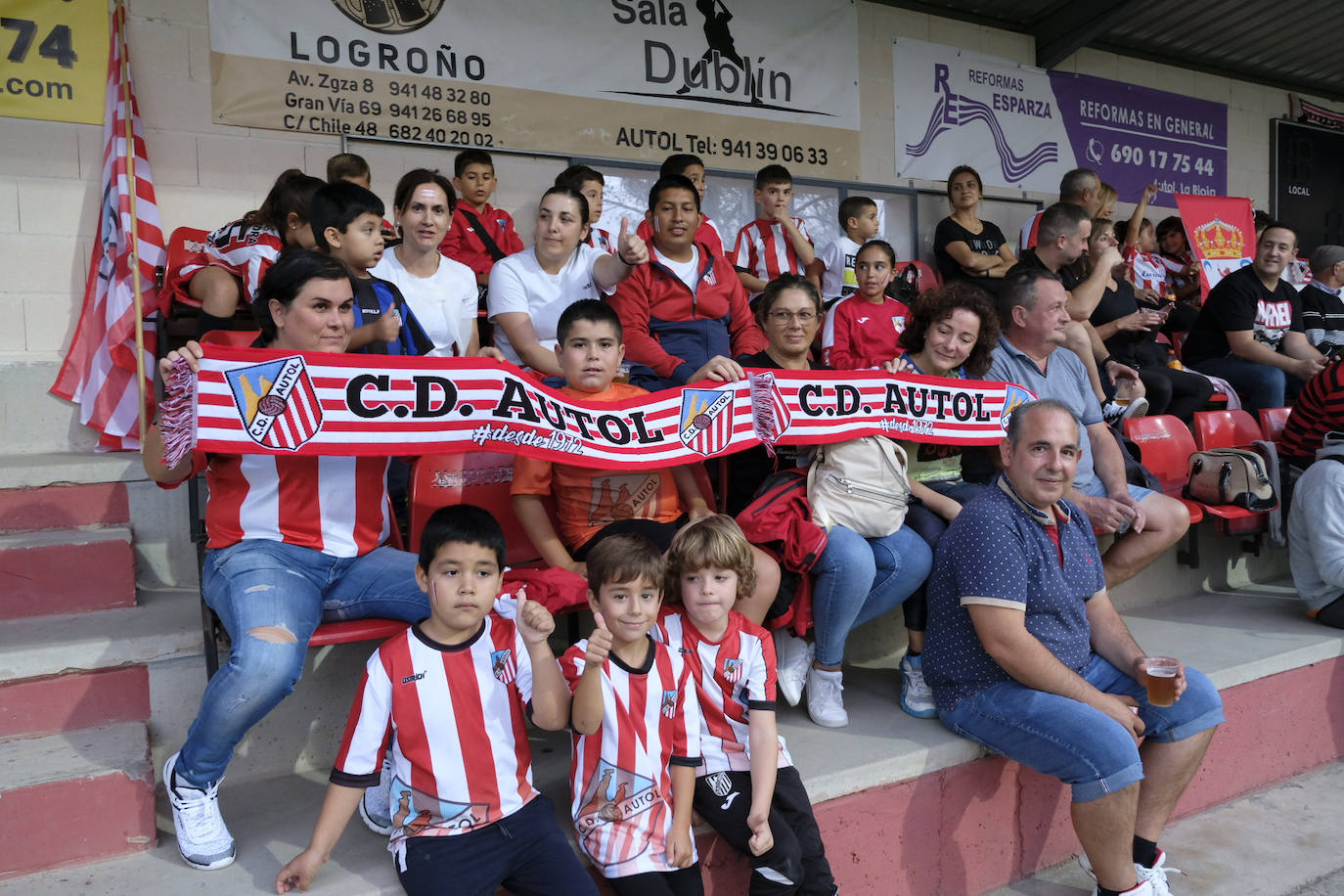 Fotos: Autol-Dinamo de San Juan, fiesta del fútbol