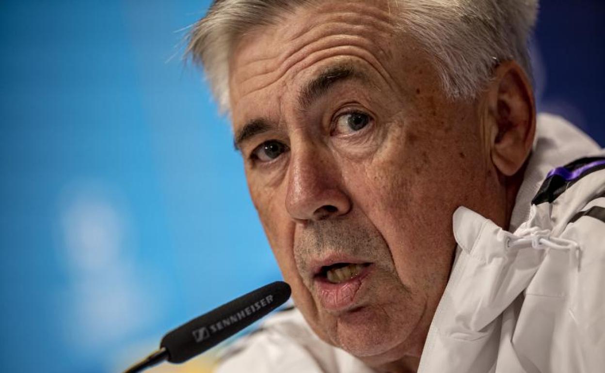 Carlo Ancelotti, durante la rueda de prensa. 