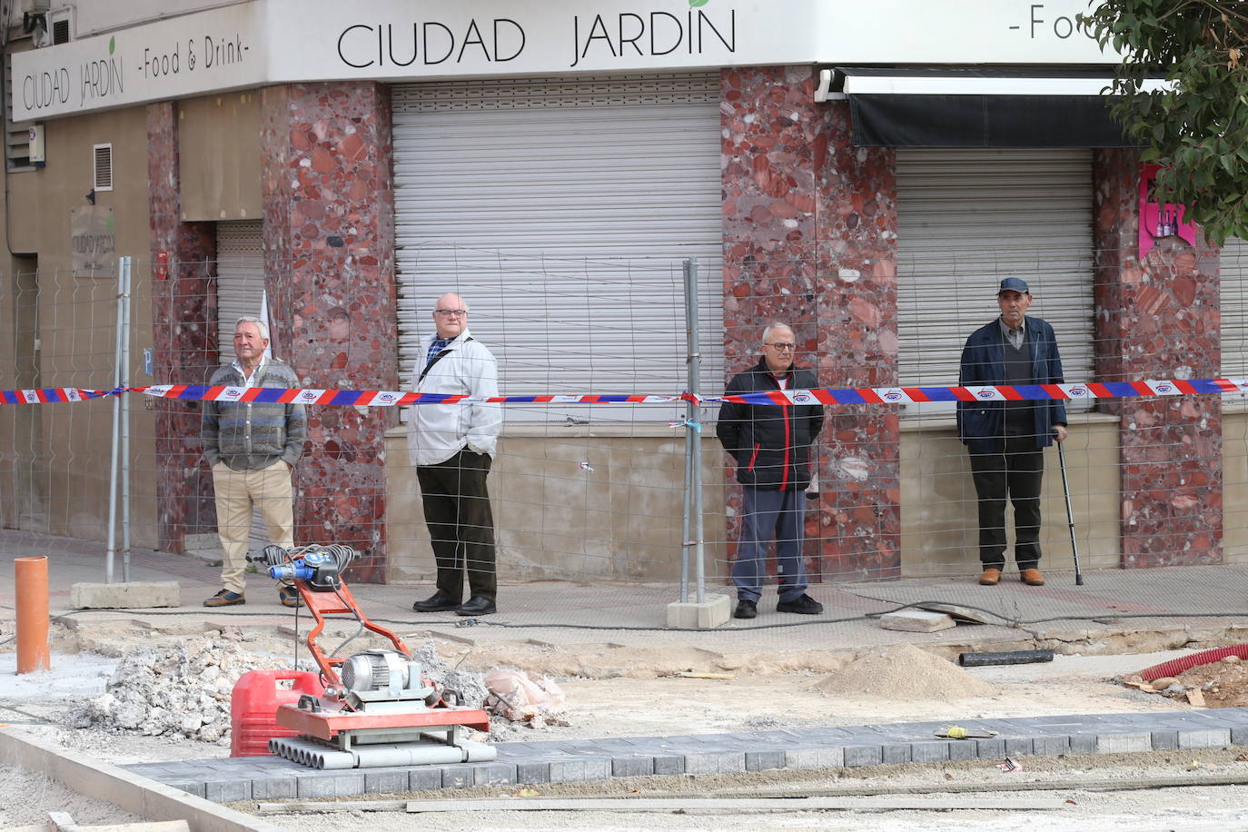 Fotos: Parte del cruce de Vara de Rey abrirá al tráfico la semana que viene