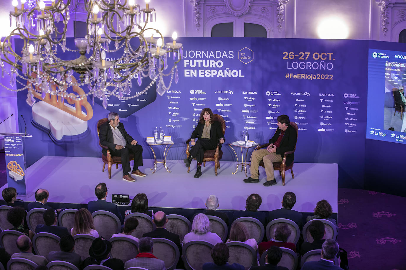 Fotos: Apertura de Futuro en Español en el Círculo Logroñés con Luis García Montero y Elvira Lindo