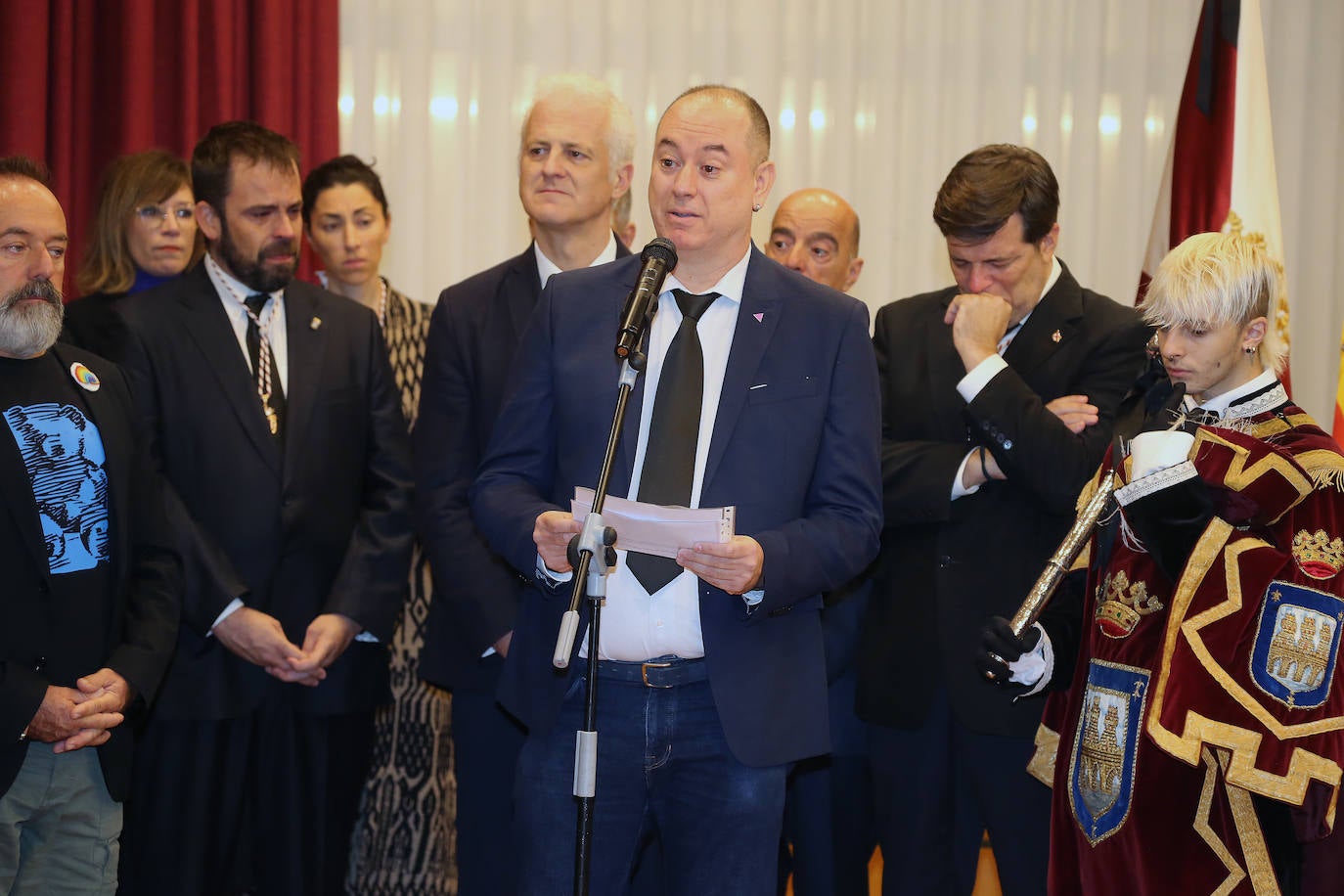 Fotos: Emoción en la despedida del concejal Fran Pérez: «Te vamos a echar mucho de menos»