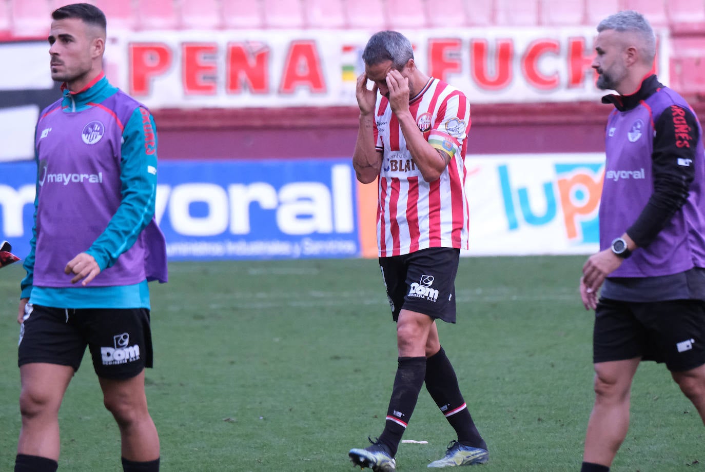 Fotos: La SD Logroñés cae ante el Nástic