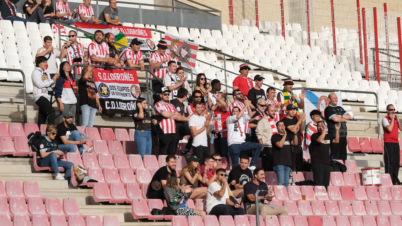 Fotos: La SD Logroñés cae ante el Nástic