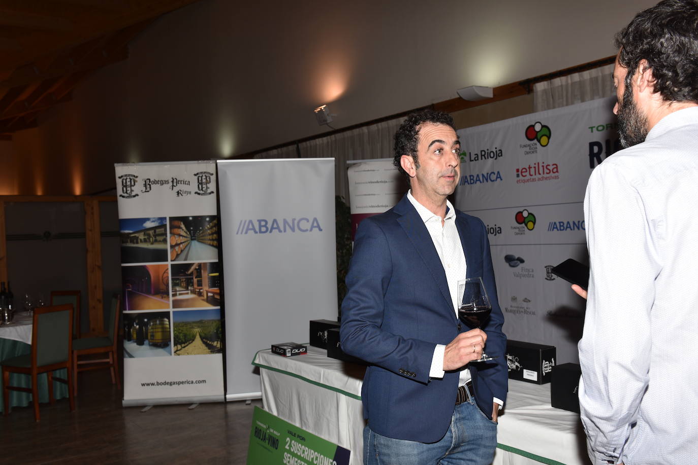 Fotos: Cata y entrega de premios del torneo de golf de Bodegas Perica