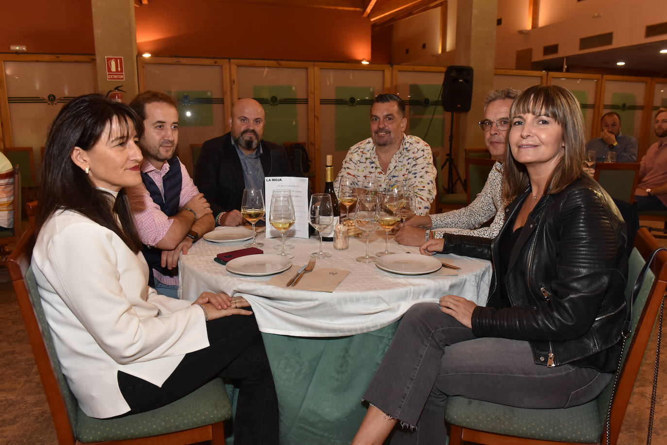 Fotos: Cata y entrega de premios del torneo de golf de Bodegas Perica