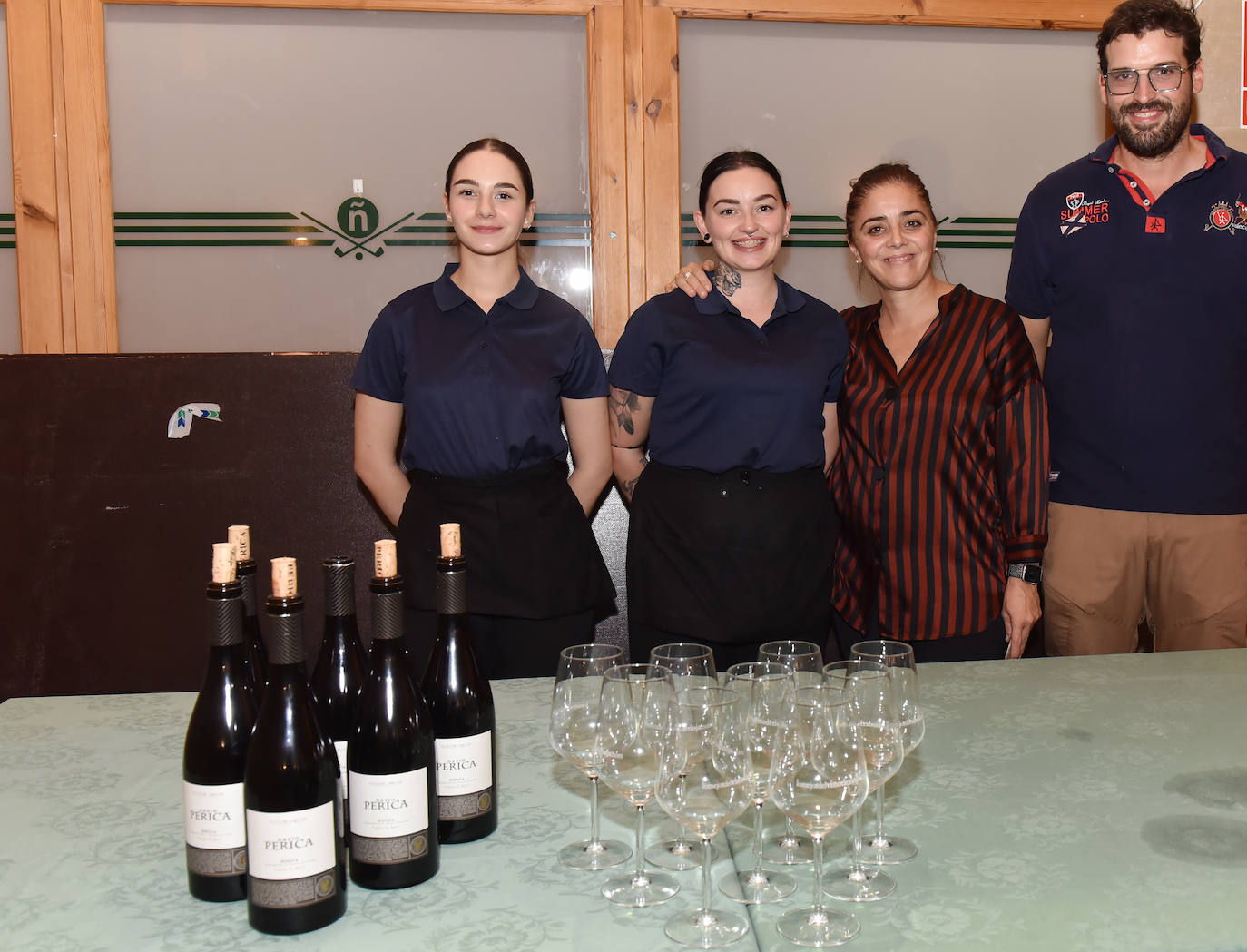 Fotos: Cata y entrega de premios del torneo de golf de Bodegas Perica