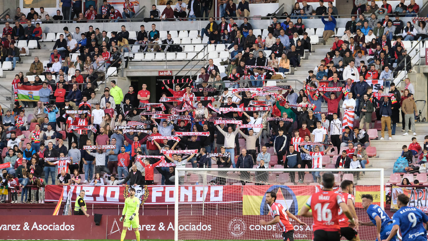 Fotos: Ambiente de derbi en Las Gaunas