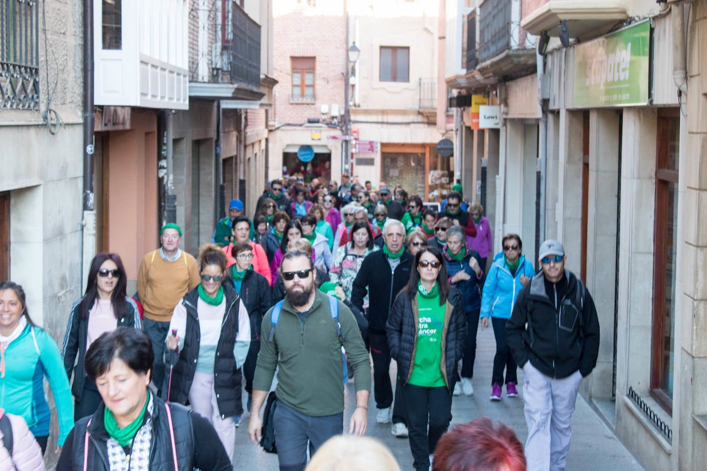 Fotos: &#039;Caminando por la vida&#039;, a favor de la AECC en Santo Domingo