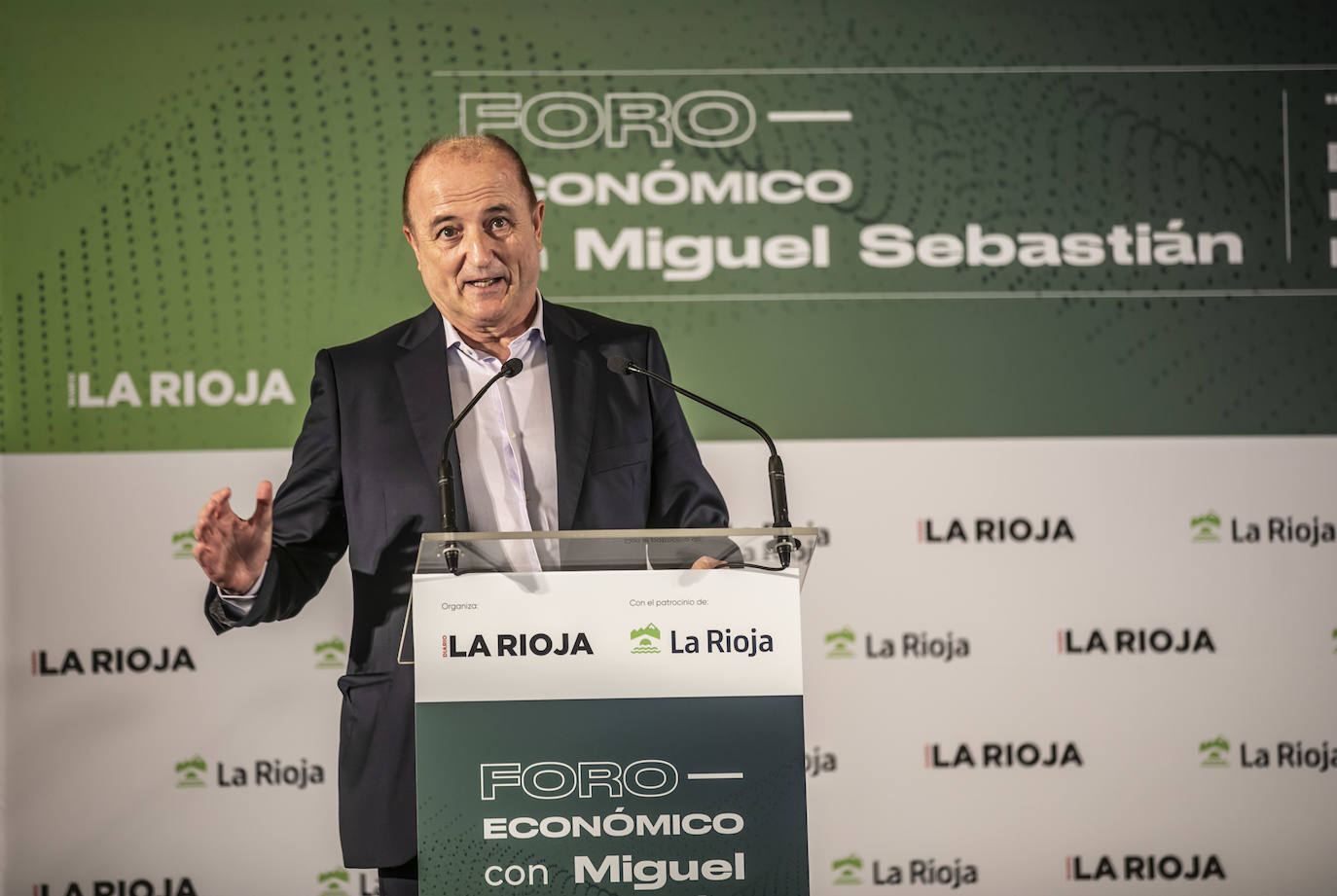 Fotos: Miguel Sebastián, en el Foro económico organizado por Diario LA RIOJA con el patrocinio del Gobierno regional