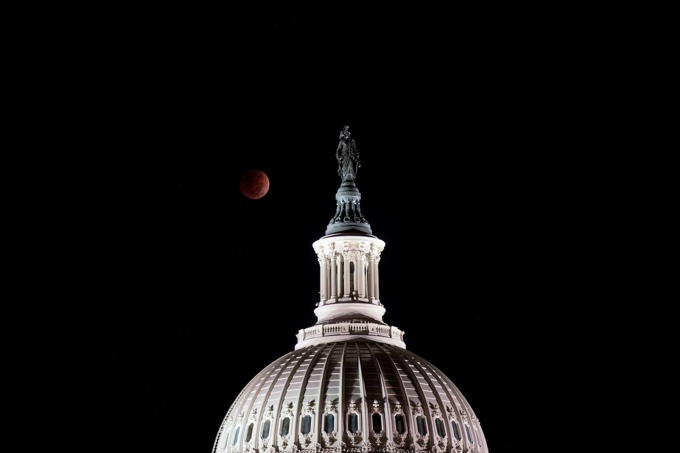 Fotos: Así se vio la &#039;luna de sangre&#039; en el mundo