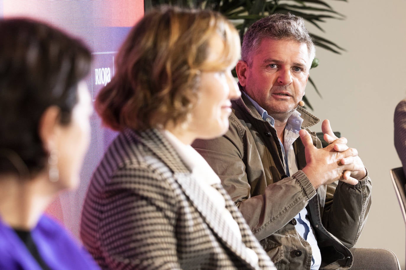 Fotos: &#039;Respuestas sectoriales al reto de la sostenibilidad&#039;, foro organizado por el Grupo Vocento y patrocinado por el Consejo Regulador de la Denominación de Origen Calificada (DOCa) Rioja