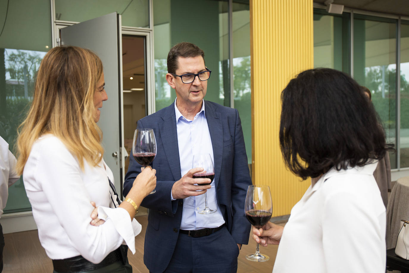 Fotos: &#039;Respuestas sectoriales al reto de la sostenibilidad&#039;, foro organizado por el Grupo Vocento y patrocinado por el Consejo Regulador de la Denominación de Origen Calificada (DOCa) Rioja