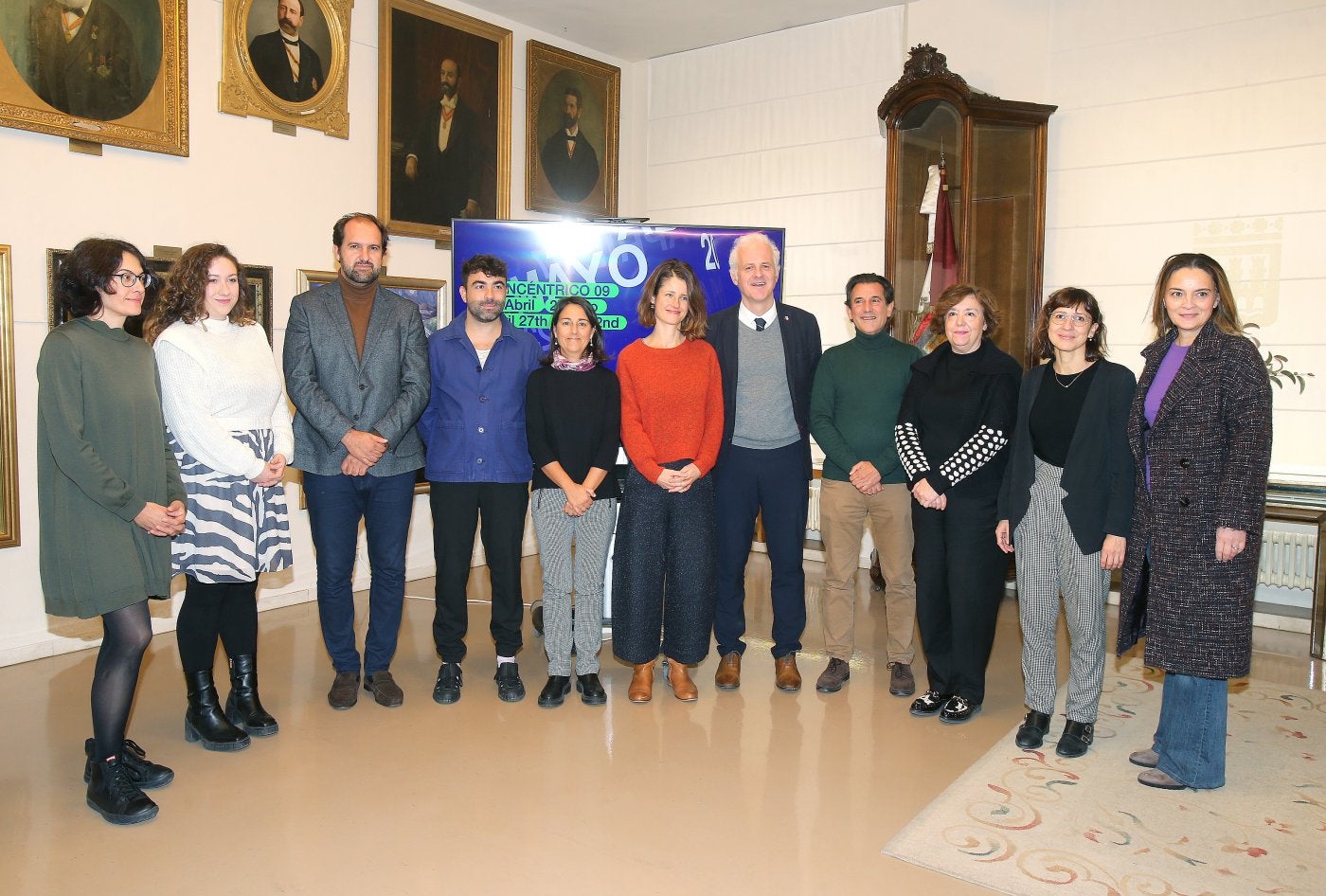 Foto de familia de los organizadores y colaboradores más estrechos del festival Concéntrico. 