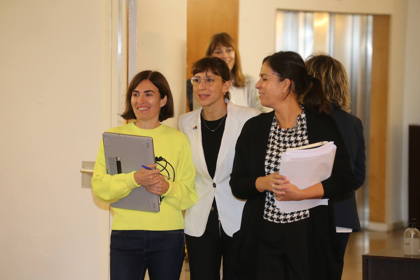 Fotos: El pleno del Ayuntamiento de Logroño, en imágenes