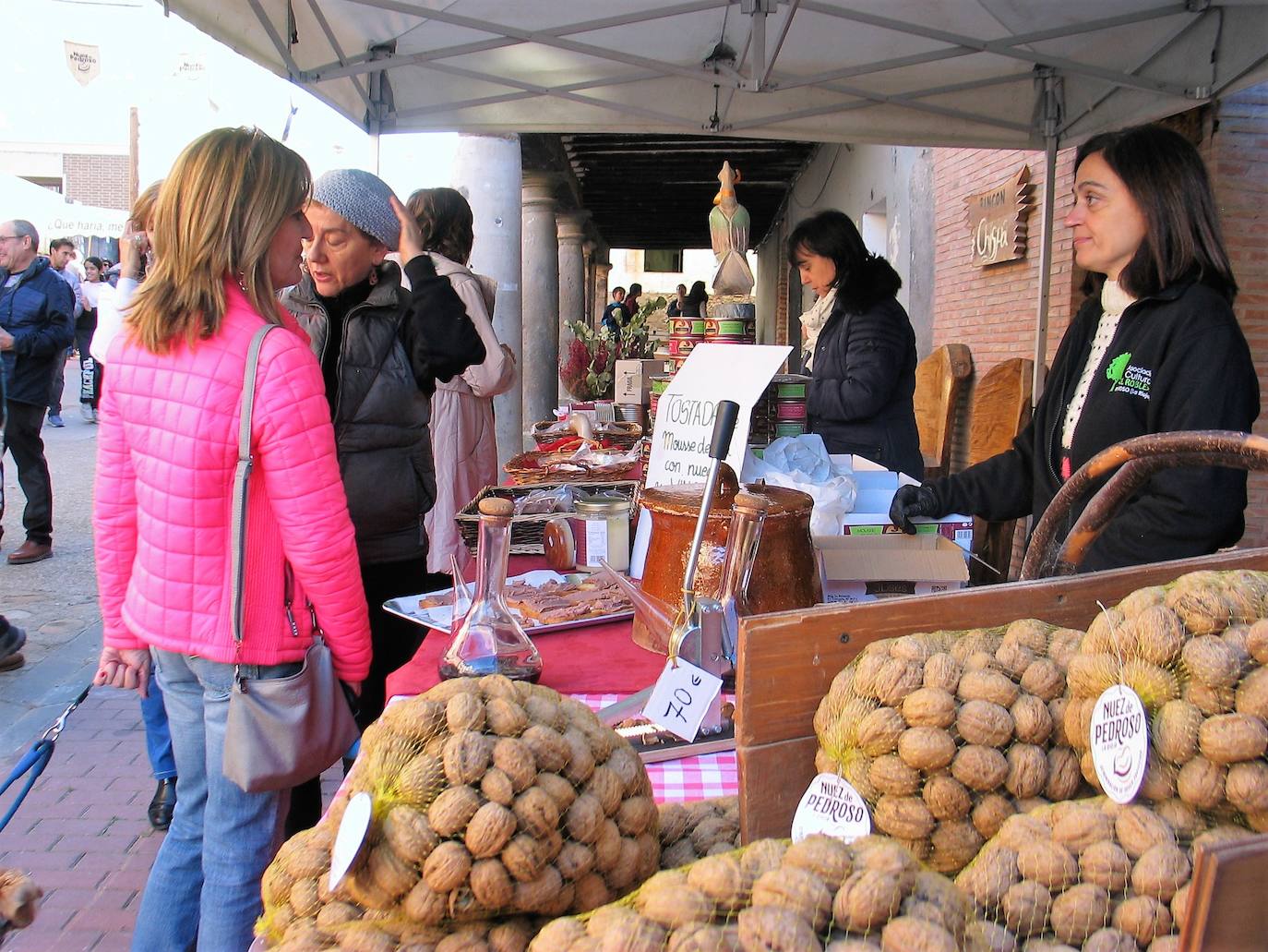 Fotos: La Feria de la Nuez regresa por todo lo alto