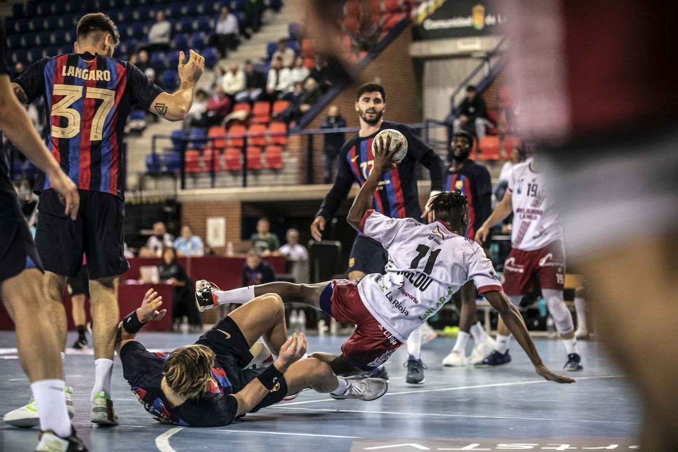 Fotos: El Ciudad de Logroño-Barcelona, en imágenes