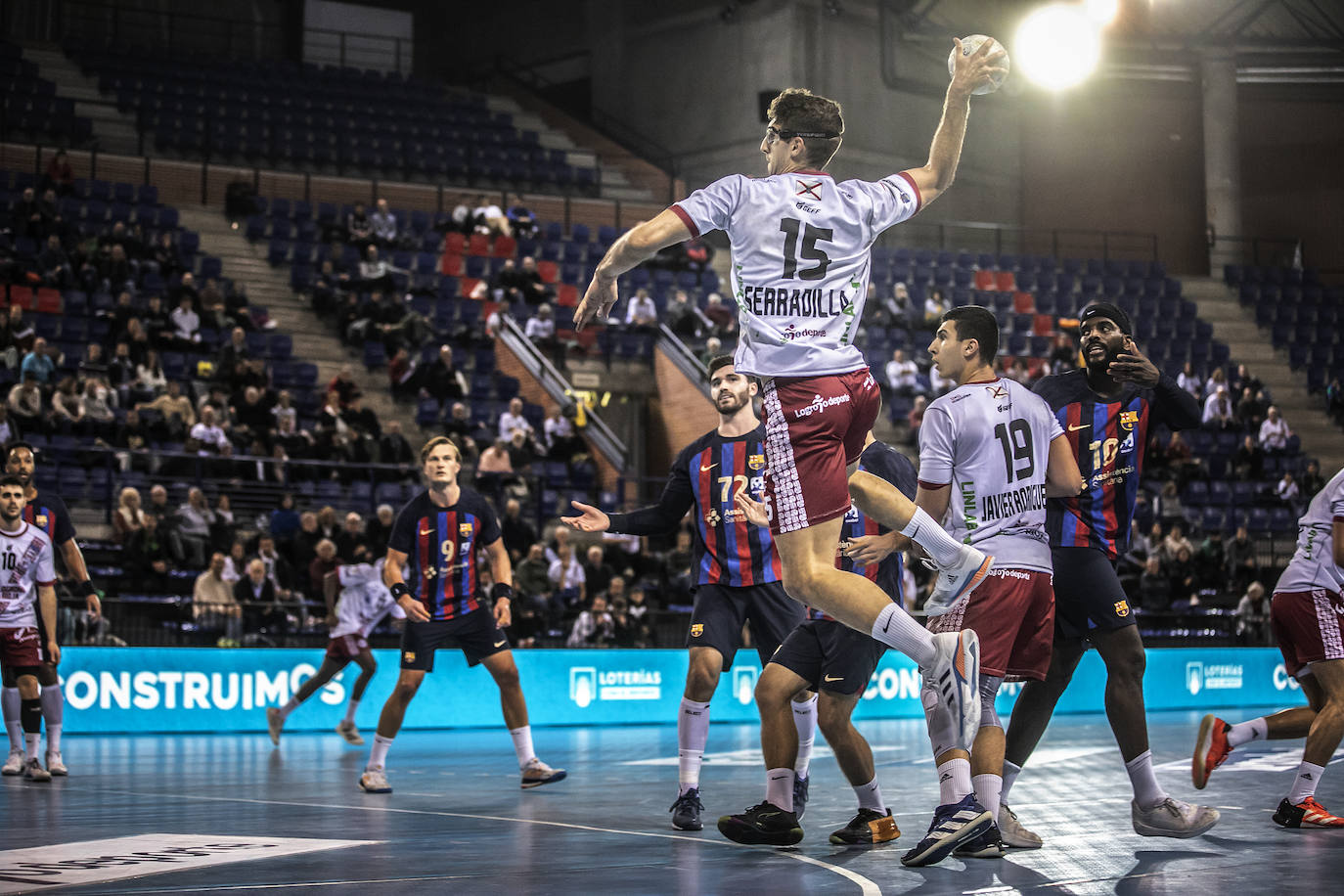 Fotos: El Ciudad de Logroño-Barcelona, en imágenes