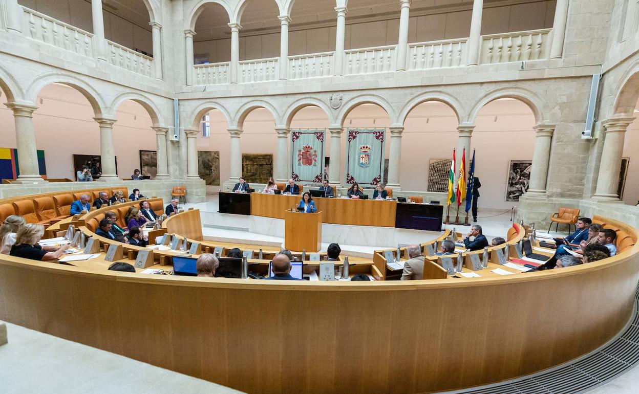 Imagen de archivo de una sesión en el Parlamento. 