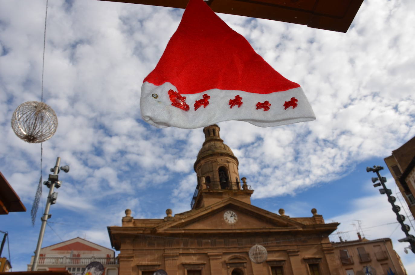 Fotos: Abierto el mercado navideño de Calahorra