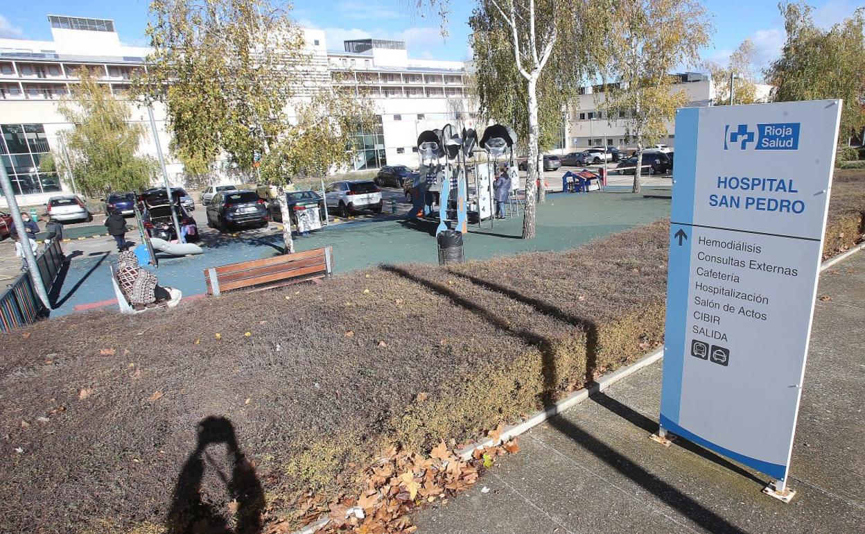 El edificio prefabricado para ampliar la Unidad de Hemodiálisis se ubicará junto al servicio actual. 