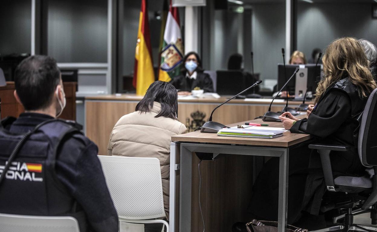 El PP pide a Andreu que «acabe con las carencias y lagunas» en la Justicia riojana