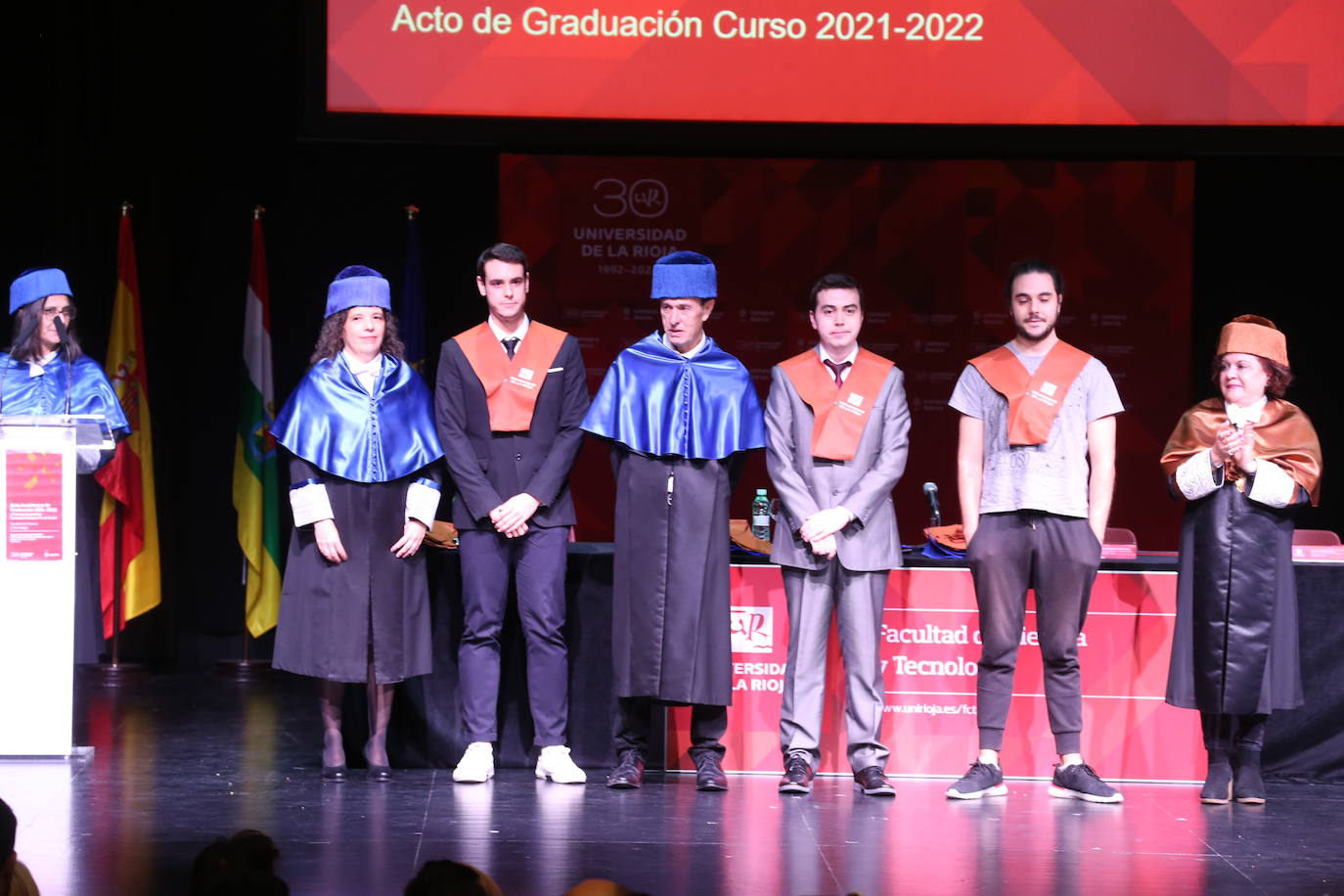 Fotos: Acto de Graduación de la Facultad de Ciencia y Tecnología de la Universidad de La Rioja